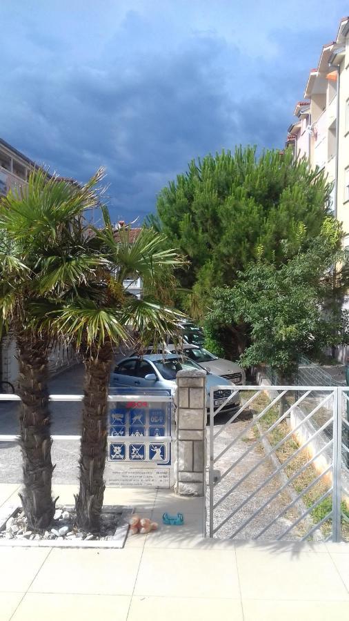 מדולין Apartment Leona מראה חיצוני תמונה